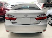 Bán xe Toyota Camry 2.0E 2016, biển Sài gòn