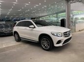 Mercedes-Benz GLC 300 model 2017 màu trắng