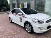 Cần bán lại xe Hyundai Accent 1.4 AT 2016, màu trắng, xe nhập, giá tốt