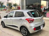 Cần bán Hyundai Grand i10 năm sản xuất 2016, màu bạc, nhập khẩu ít sử dụng, giá 288tr