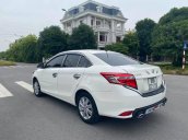 Cần bán gấp chiếc Toyota Vios 2017, số sàn, bản E, còn mới, đầy đủ đồ chơi