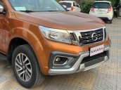 (Hot) Nissan Navara đời 2020, màu cam, nhập khẩu nguyên chiếc, giá 679tr