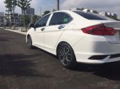 Chính chủ cần bán nhanh chiếc Honda City 1.5TOP 2017 xe còn mới, động cơ hoạt động tốt