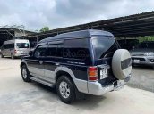 Cần bán gấp Mitsubishi Pajero năm sản xuất 2007, màu xanh lam còn mới