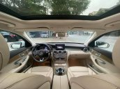 [HOT] Mercedes C250 trắng, SX 2016, giá cực yêu