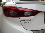 Cần bán Mazda 3 2017 bản 2.0AT màu trắng, biển Hà Nội