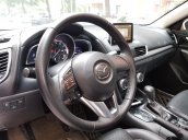 Cần bán Mazda 3 2017 bản 2.0AT màu trắng, biển Hà Nội