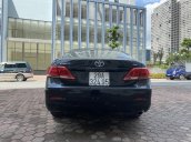 Cần bán lại xe Toyota Camry 2.4G 2011 màu đen chính chủ, giá 530 triệu đồng