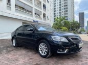 Cần bán lại xe Toyota Camry 2.4G 2011 màu đen chính chủ, giá 530 triệu đồng