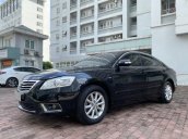 Cần bán lại xe Toyota Camry 2.4G 2011 màu đen chính chủ, giá 530 triệu đồng