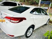 Cần bán gấp Toyota Vios đời 2019, màu trắng chính chủ