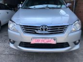 Cần bán xe Toyota Innova năm 2012, màu bạc, số sàn