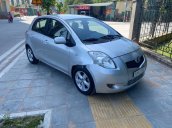 Cần bán gấp Toyota Yaris đời 2007, màu bạc, nhập khẩu nguyên chiếc