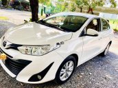 Cần bán gấp Toyota Vios đời 2019, màu trắng chính chủ