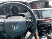 Bán Honda Accord sản xuất 2016, màu đen, giá chỉ 860 triệu