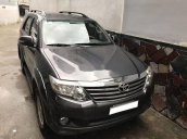 Cần bán Toyota Fortuner đời 2013, màu xám  