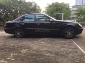 Cần bán Mercedes-Benz E class E240 SX 2004 màu đen