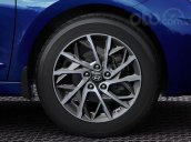 Bán xe Hyundai Elantra đời mới nhất 2020, màu xanh lam