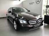 Mercedes Benz E250 lướt chính hãng, mới đi 5.550 km