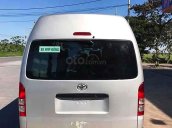 Bán Toyota Hiace sản xuất năm 2014, màu bạc, nhập khẩu