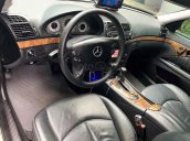 Cần bán gấp Mercedes E200 sản xuất năm 2008, màu đen