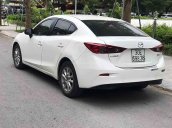 Bán xe Mazda 3 năm sản xuất 2016, màu trắng