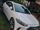 Bán Hyundai Elantra 2017, màu trắng, giá chỉ 540 triệu