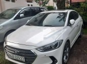 Bán Hyundai Elantra 2017, màu trắng, giá chỉ 540 triệu