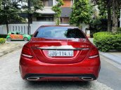 Bán Mercedes C300 AMG đời 2018, màu đỏ