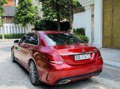 Bán Mercedes C300 AMG đời 2018, màu đỏ