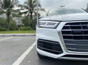 Cần bán gấp Audi Q5 đời 2018, màu trắng, xe nhập