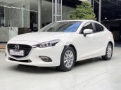 Bán xe Mazda 3 sản xuất năm 2017, màu trắng như mới, giá chỉ 565 triệu