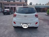 Bán xe Hyundai Grand i10 năm sản xuất 2016, màu trắng, nhập khẩu