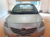 Nhà lên đời cần đổi xe nên bán ô tô Toyota Vios 2011, màu bạc