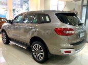 Bán xe Ford Everest đời 2020, màu vàng, nhập khẩu