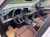 Cần bán gấp Audi Q5 đời 2018, màu trắng, xe nhập