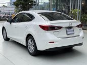 Bán xe Mazda 3 sản xuất năm 2017, màu trắng như mới, giá chỉ 565 triệu
