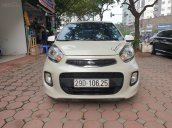 Cần bán lại với giá thấp chiếc Hyundai Grand i10 sản xuất năm 2017, xe chính chủ còn mới