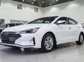 Bán xe Hyundai Elantra 2020, màu trắng