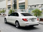 Mercedes E250 đời 2018, màu trắng còn mới