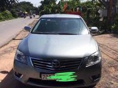 Bán Toyota Camry năm 2010, màu xám còn mới