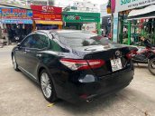 Xe Toyota Camry năm 2019, màu đen, nhập khẩu nguyên chiếc còn mới