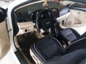 Bán xe Toyota Vios đời 2017, màu trắng số sàn, 375 triệu
