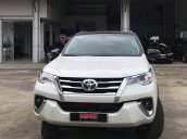 Cần bán gấp Toyota Fortuner năm 2020, màu trắng số tự động 