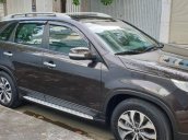 Bán Kia Sorento DATH sản xuất 2017, màu nâu, máy dầu, giá chỉ 739 triệu