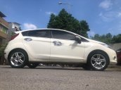 Cần bán xe Ford Fiesta sản xuất năm 2014 còn mới, 325tr