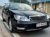 Bán Toyota Camry đời 2005, màu đen số sàn, 330tr