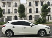 Cần bán lại chiếc Mazda 3 đời 2015, màu trắng, chính chủ sử dụng