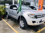 Cần bán lại xe Ford Ranger đời 2014, màu bạc xe gia đình giá chỉ 465 triệu đồng