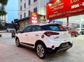 Bán ô tô Hyundai i20 Active năm sản xuất 2016, màu trắng, nhập khẩu